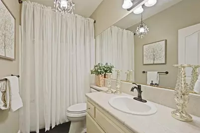 2501 Leonatus Avenue, Modesto, CA 95355 - Photo 21