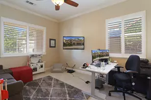 10722 Wishon Dr, Stockton, CA 95219 - Photo 15