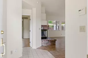 8087 Bothwell Dr, Sacramento, CA 95829 - Photo 5