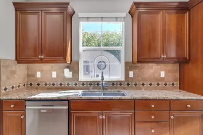 2075 Holt Drive, Lodi, CA 95242 - Photo 17