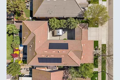 2075 Holt Drive, Lodi, CA 95242 - Photo 43