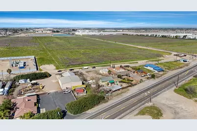 3133 Yosemite Avenue, Lathrop, CA 95330 - Photo 9