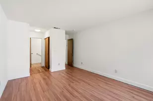 95 Saginaw Cir, Sacramento, CA 95833 - Photo 9