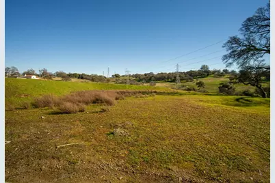 4877 Greyson Creek Drive, El Dorado Hills, CA 95762 - Photo 3
