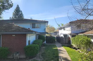 4716 Greenholme Dr, Sacramento, CA 95842 - Photo 3