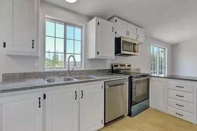 21525 Oxnard Court, Grass Valley, CA 95949 - Photo 11