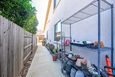 5224 Creekhollow Way, Roseville, CA 95747 - Photo 35