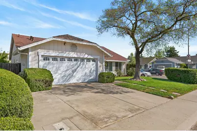 9077 Bramble Trail Way, Sacramento, CA 95826 - Photo 3