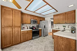 106 Jasper Ct, Hercules, CA 94547 - Photo 5