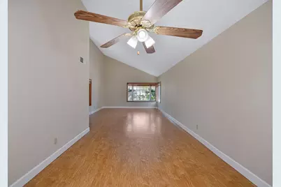 8954 Park Trail Drive, Elk Grove, CA 95624 - Photo 15