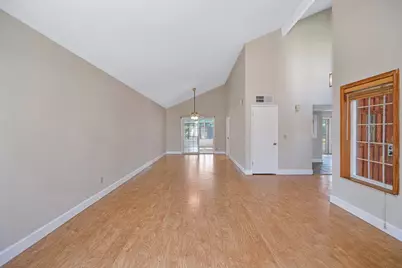 8954 Park Trail Drive, Elk Grove, CA 95624 - Photo 9