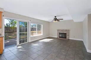 8954 Park Trail Dr, Elk Grove, CA 95624 - Photo 17