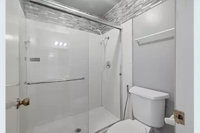 3923 Oak Villa Circle, Carmichael, CA 95608 - Photo 15