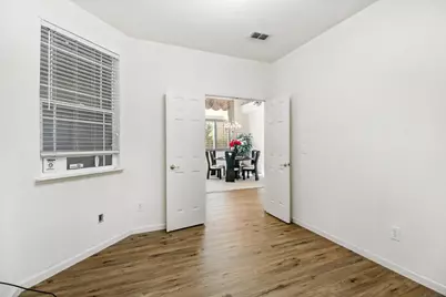 9465 Mainline Drive, Elk Grove, CA 95624 - Photo 19