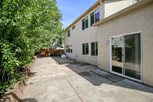 9465 Mainline Dr, Elk Grove, CA 95624 - Photo 41