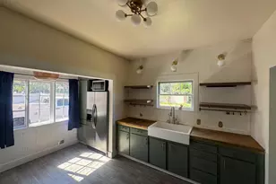 52 W Adams St, Stockton, CA 95204 - Photo 9