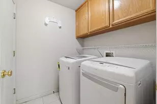 939 McGuire Ct, Folsom, CA 95630 - Photo 37