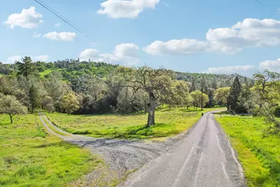 5961 Chrysler Circle, Garden Valley, CA 95633 - Photo 17