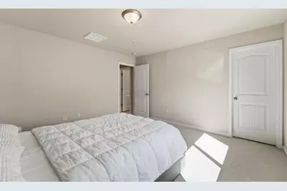 4376 Icon Avenue, Modesto, CA 95356 - Photo 39