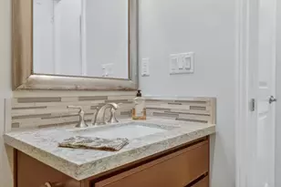 1380 Folsom Meadows Cir, Folsom, CA 95630 - Photo 19