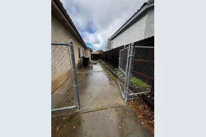 1080 Ruess Road, Ripon, CA 95366 - Photo 31