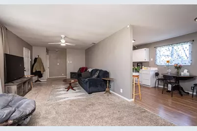 2616 Selma, Sacramento, CA 95815 - Photo 15