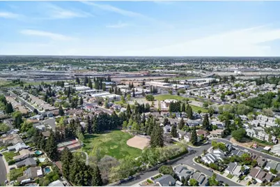 210 Baldwin Avenue, Roseville, CA 95678 - Photo 45