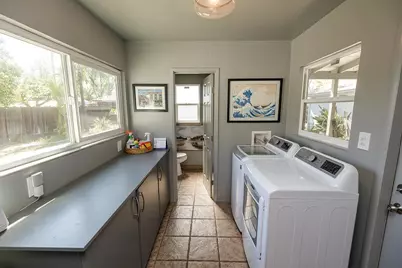 1424 W Roseburg Avenue, Modesto, CA 95350 - Photo 27