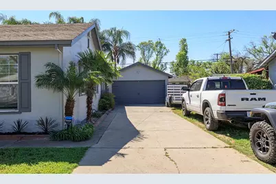 1424 W Roseburg Avenue, Modesto, CA 95350 - Photo 9