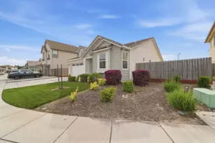 656 Chestnut St, Oakdale, CA 95361 - Photo 3