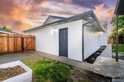 1023 Azure Court, Roseville, CA 95678 - Photo 9