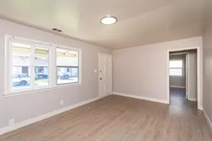 2324 N Edison Ave, Sacramento, CA 95821 - Photo 7