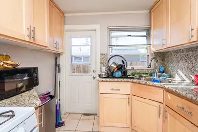 2324 N Edison Ave, Sacramento, CA 95821 - Photo 31