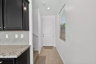 9058 Albarino Way, Sacramento, CA 95829 - Photo 9