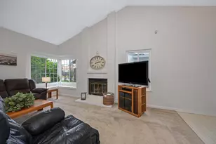 9088 Bramble Trail Way, Sacramento, CA 95826 - Photo 15
