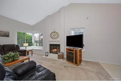 9088 Bramble Trail Way, Sacramento, CA 95826 - Photo 13