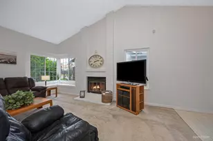 9088 Bramble Trail Way, Sacramento, CA 95826 - Photo 13