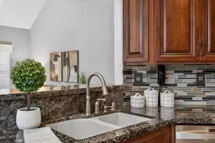 2800 Courtside Dr, Roseville, CA 95661 - Photo 23
