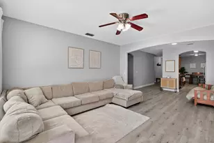 8598 New Valley Way, Sacramento, CA 95828 - Photo 5