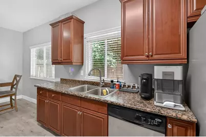 8598 New Valley Way, Sacramento, CA 95828 - Photo 19