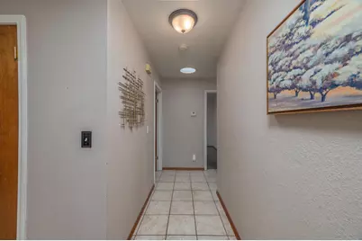 2820 Finlandia Avenue, Modesto, CA 95358 - Photo 21