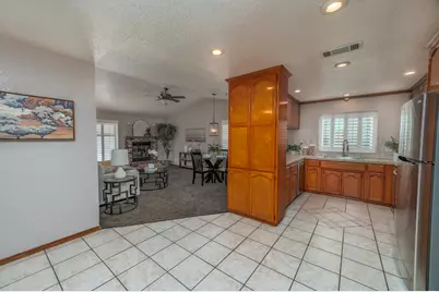 2820 Finlandia Avenue, Modesto, CA 95358 - Photo 9