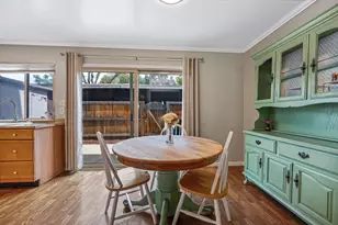 8841 La Riviera Dr, Sacramento, CA 95826 - Photo 13