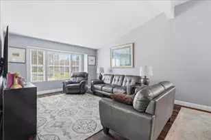 4072 Alex Ln, Carmichael, CA 95608 - Photo 5