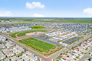 5600 Molino Cir, Roseville, CA 95747 - Photo 43