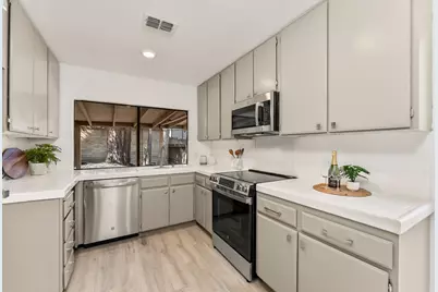 5350 Terrace Oak Circle, Fair Oaks, CA 95628 - Photo 11