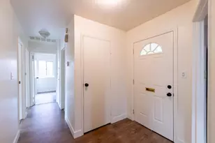 1152 Greenhills Rd, Sacramento, CA 95864 - Photo 5