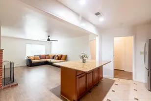 1152 Greenhills Rd, Sacramento, CA 95864 - Photo 11