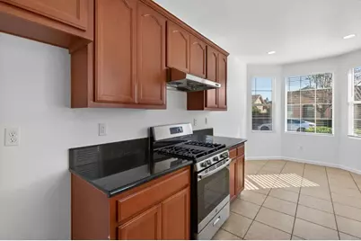 7426 Sun Reign Lane, Sacramento, CA 95823 - Photo 7