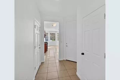 7426 Sun Reign Lane, Sacramento, CA 95823 - Photo 5